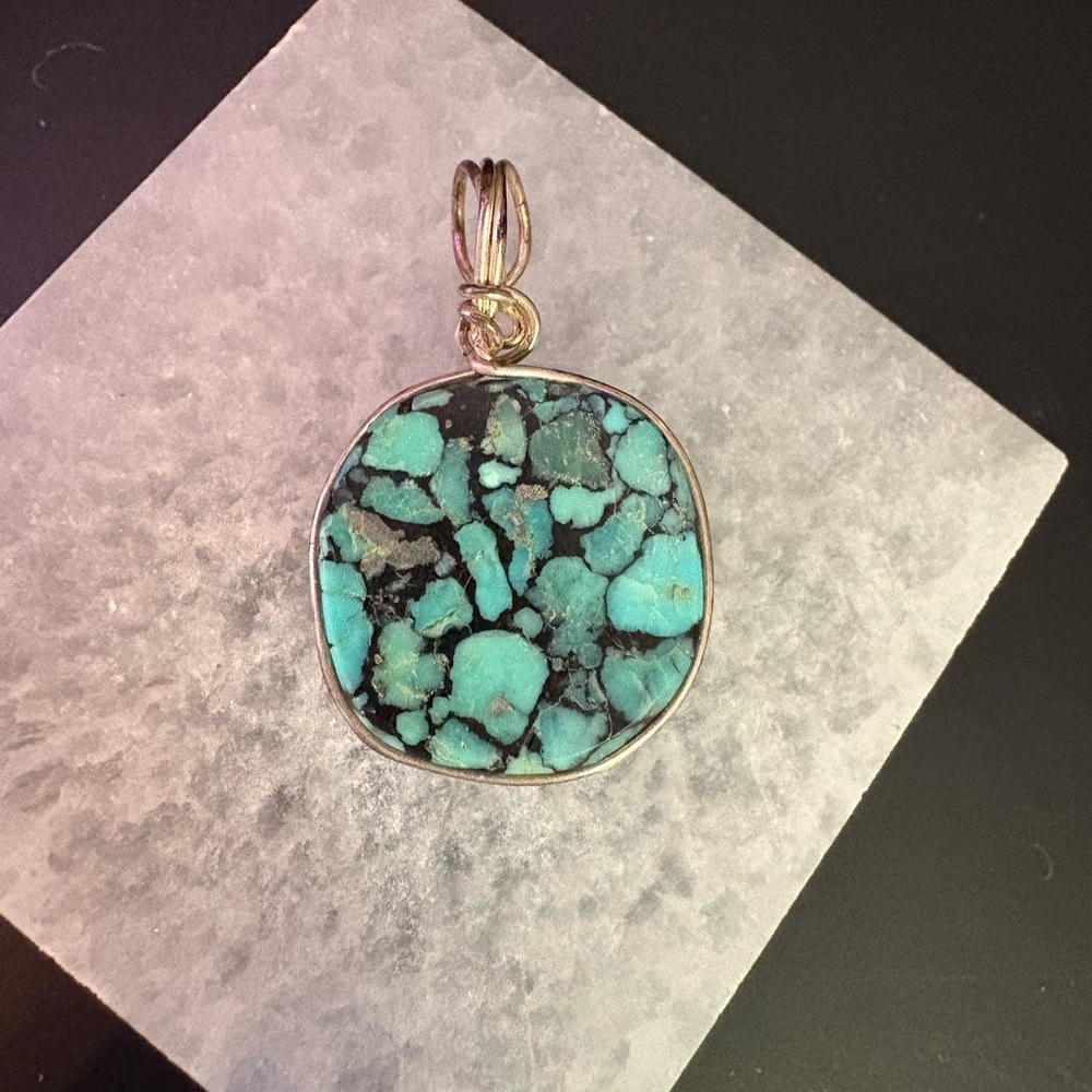Turquoise Pendant Necklace - Picture 5 of 7